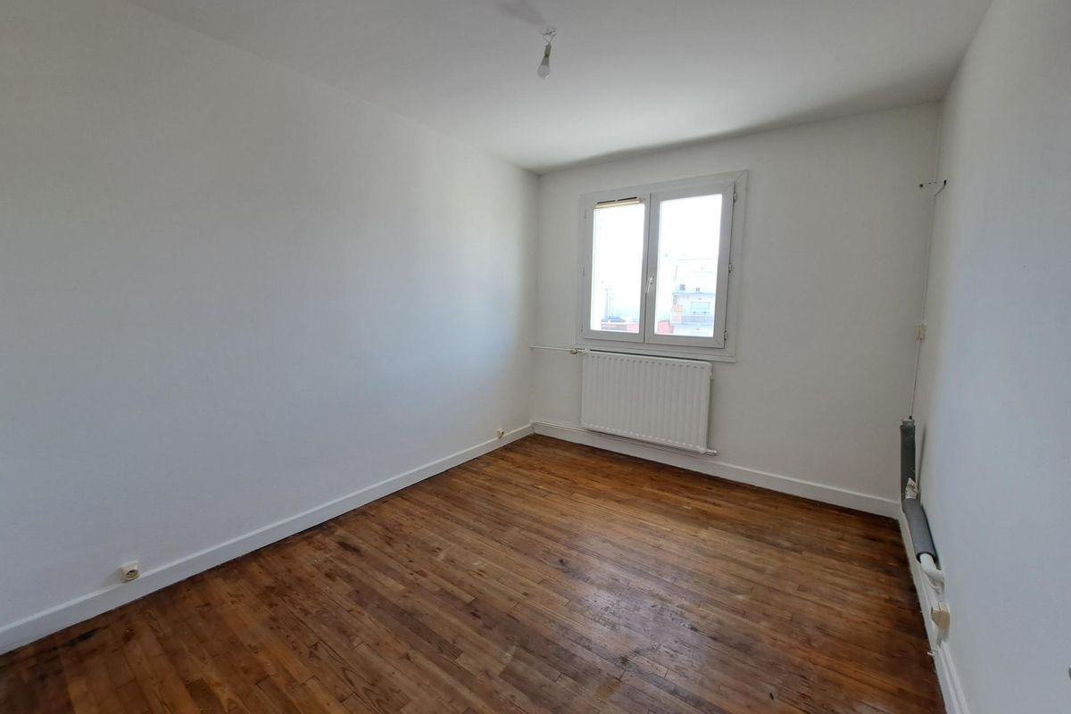 T5 de 92,8 m² à Vernaison