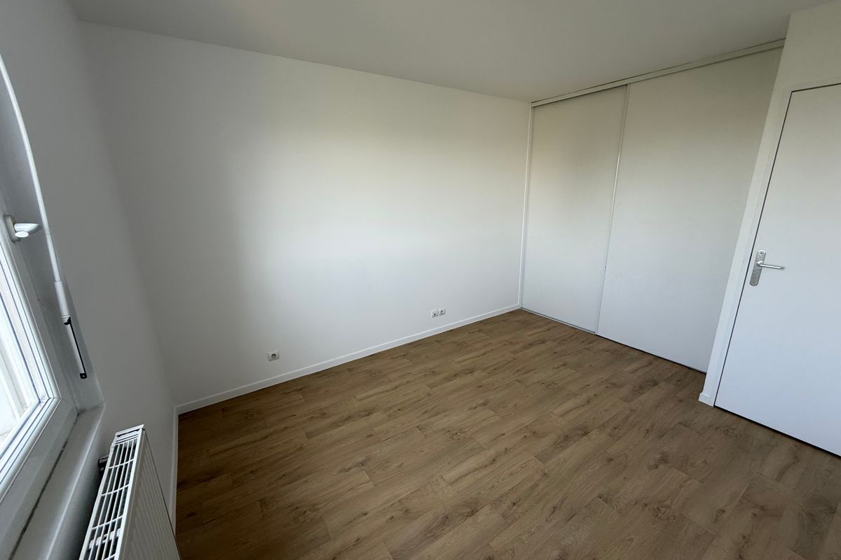 T3 de 71.71 m² à Saint-Priest, Carré Rostand