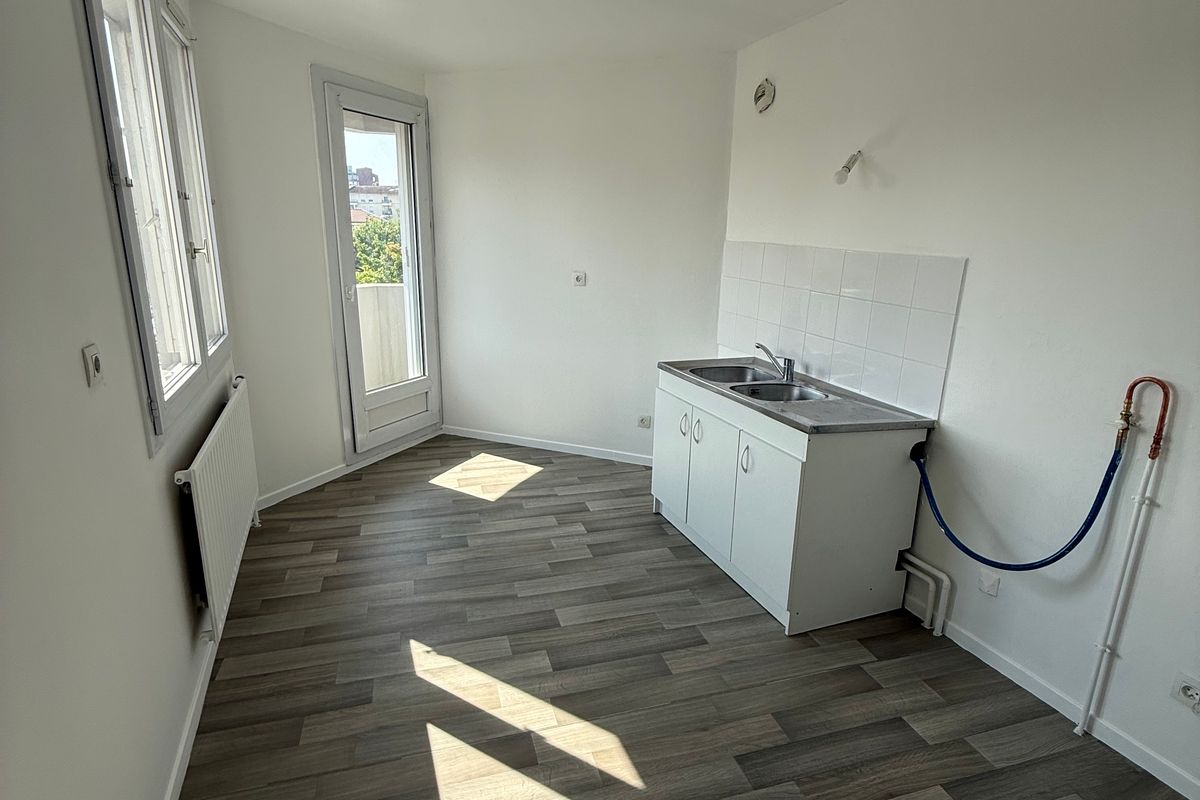 T4 de 85,66 m² à Vénissieux