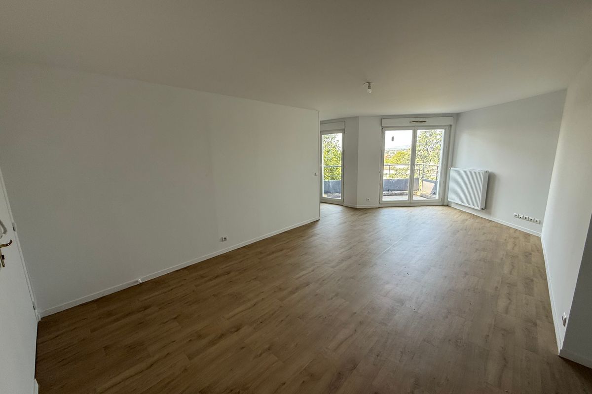T3 de 71.71 m² à Saint-Priest, Carré Rostand