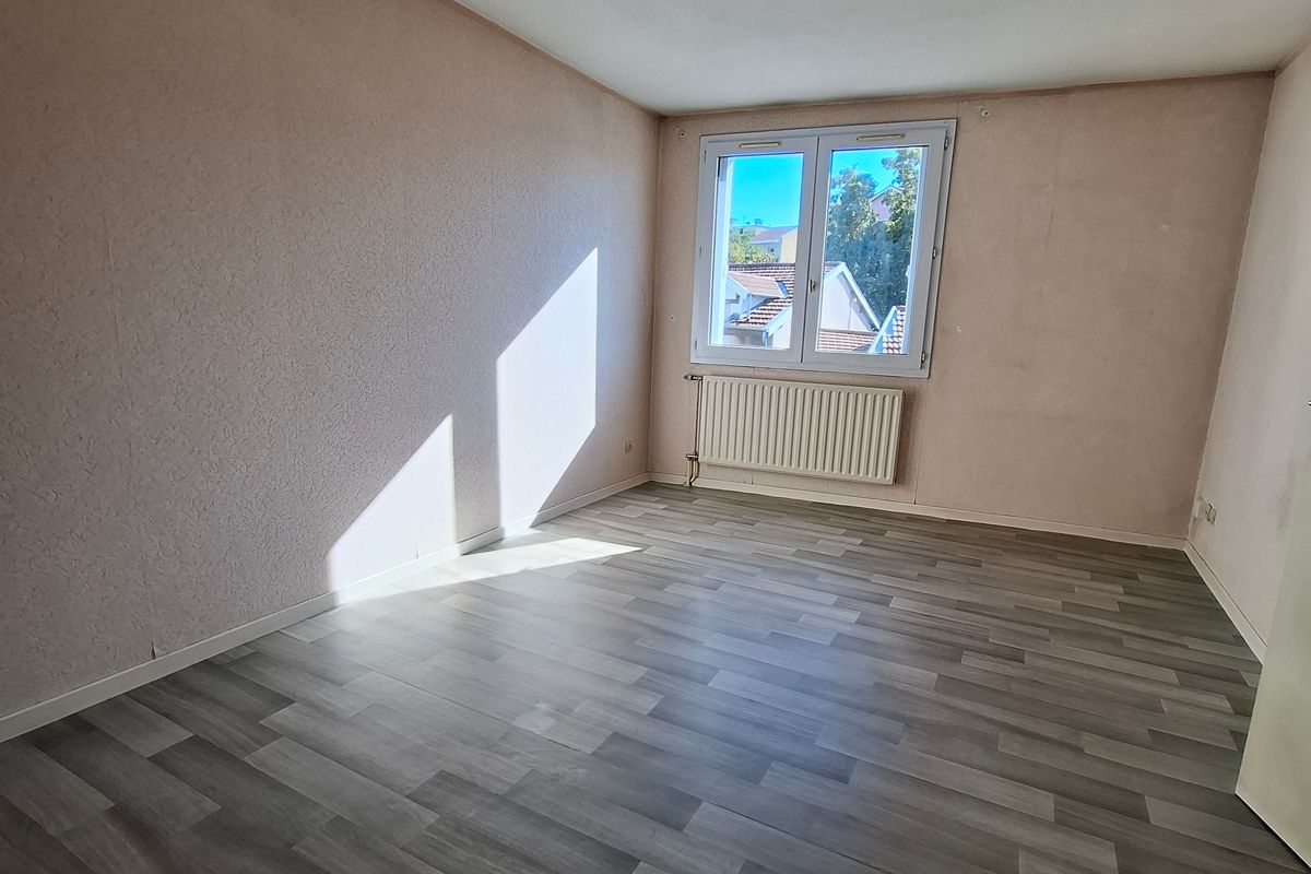 T4 de 85,66 m² à Vénissieux