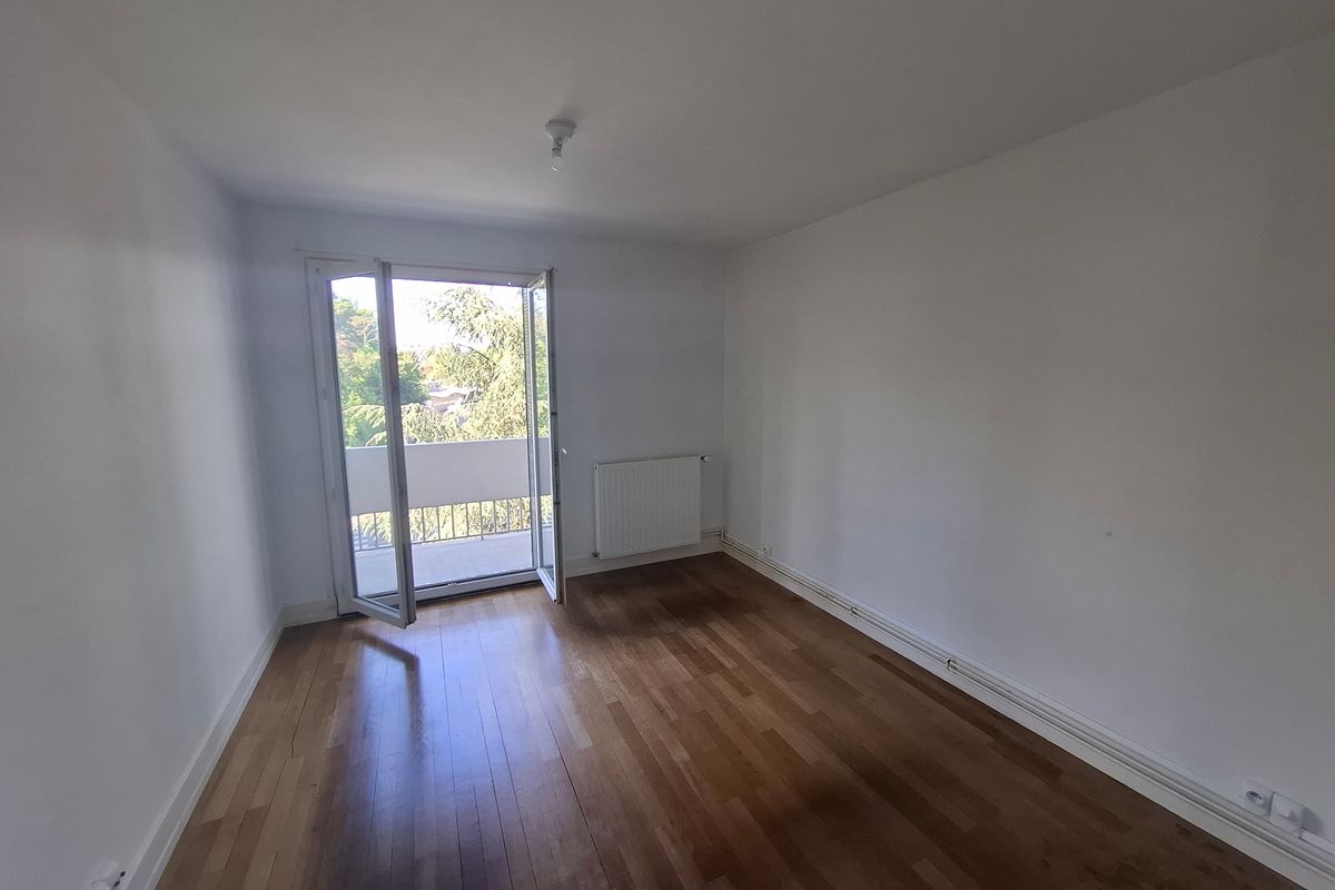 T5 de 90,7 m² Lyon 69009